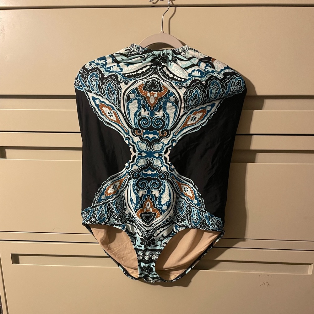 EUC Lane Bryant Highneck Halter Swimsuit 18W